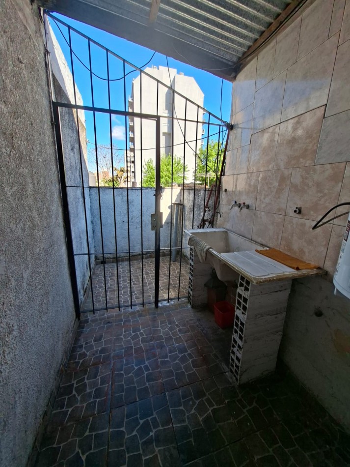 ALQUILER TRES AMBIENTES BALCON SAN MIGUEL CENTRO APTO VIVIENDA O PROFESIONAL