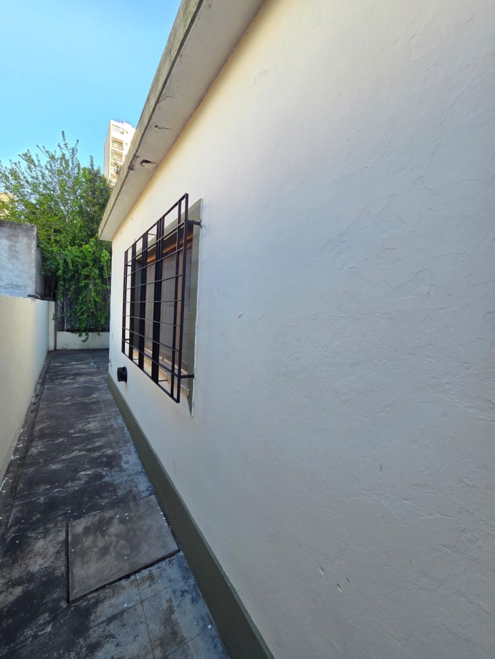 ALQUILER PH CASA TRES AMBIENTES PATIO JARDIN SAN MIGUEL MUÑIZ CENTRO