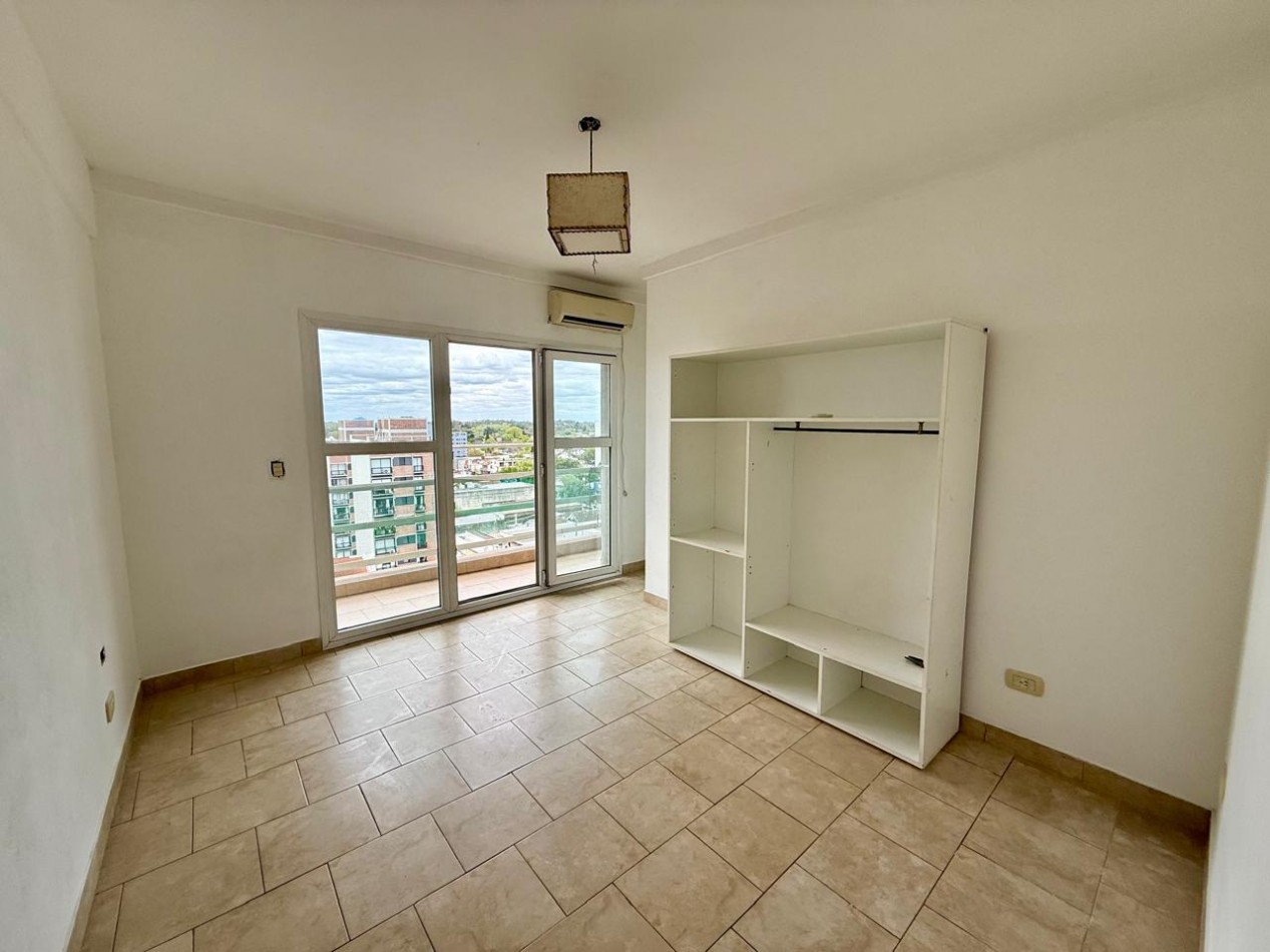VENTA DOS AMBIENTES DOBLE BALCON SAN MIGUEL CENTRO