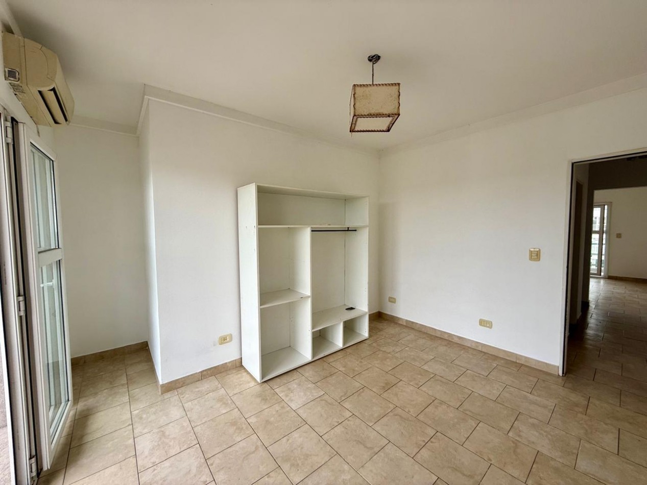 VENTA DOS AMBIENTES DOBLE BALCON SAN MIGUEL CENTRO