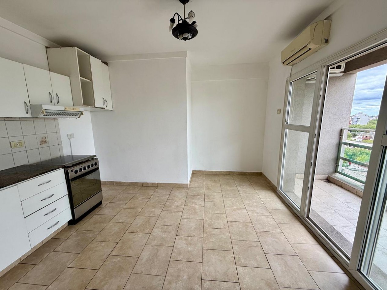 VENTA DOS AMBIENTES DOBLE BALCON SAN MIGUEL CENTRO