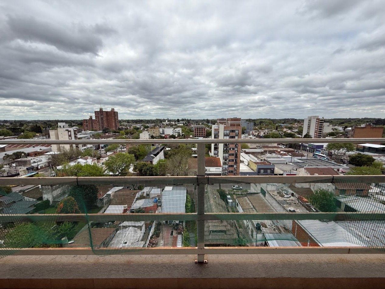 VENTA DOS AMBIENTES DOBLE BALCON SAN MIGUEL CENTRO