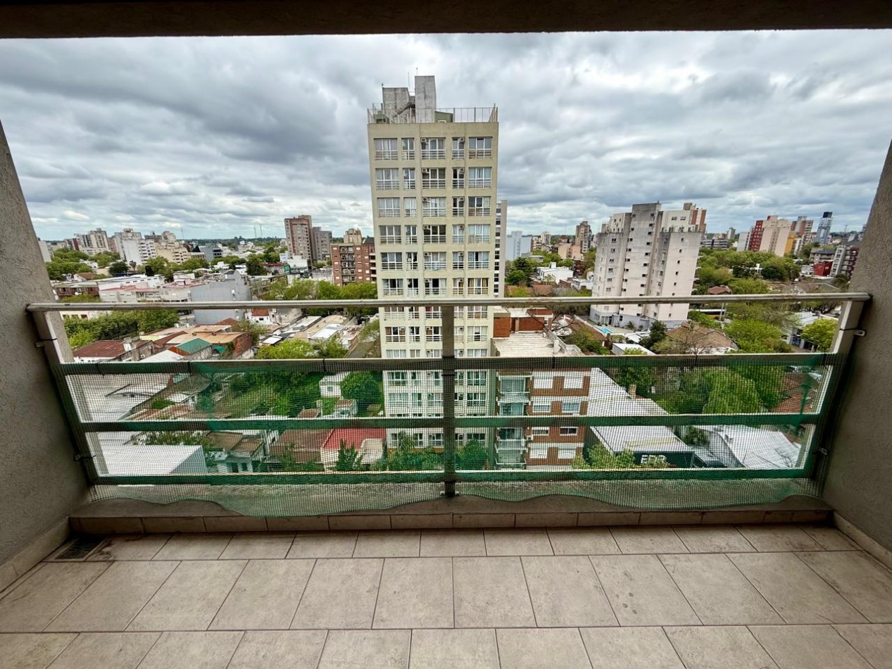 VENTA DOS AMBIENTES DOBLE BALCON SAN MIGUEL CENTRO