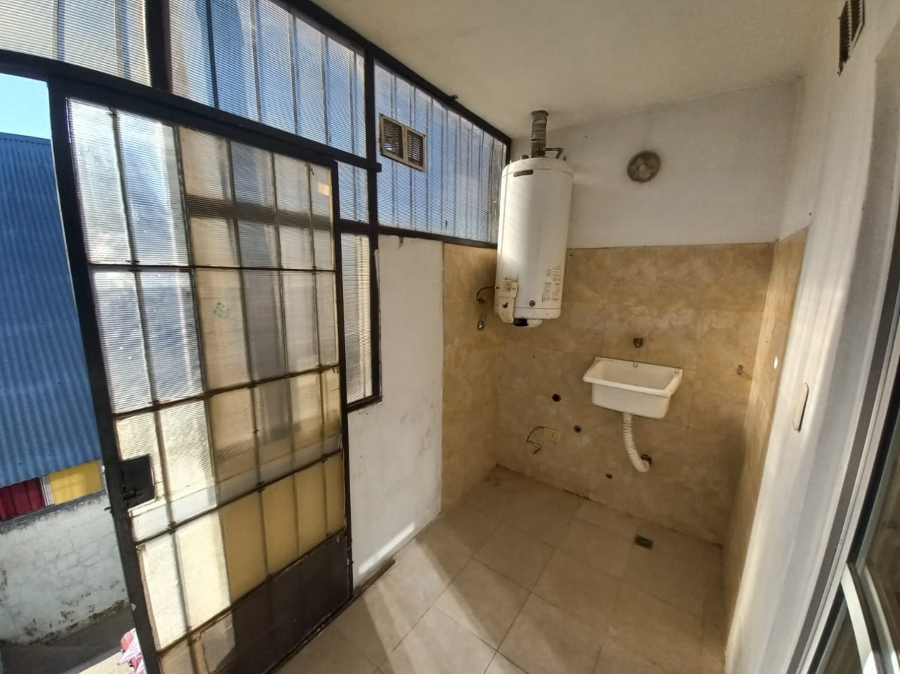 ALQUILER DOS AMBIENTES BALCON LAVADERO JOSE C PAZ