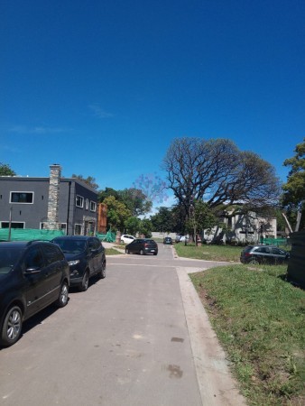Lote En Venta Dentro De Barrio Cerrado Magna