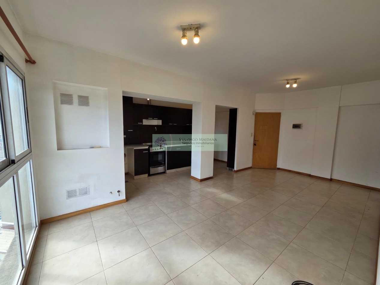 VENTA DOS AMBIENTES CON COCHERA SUBTERRANEA Y BALCON MUÑIZ SAN MIGUEL CENTRO