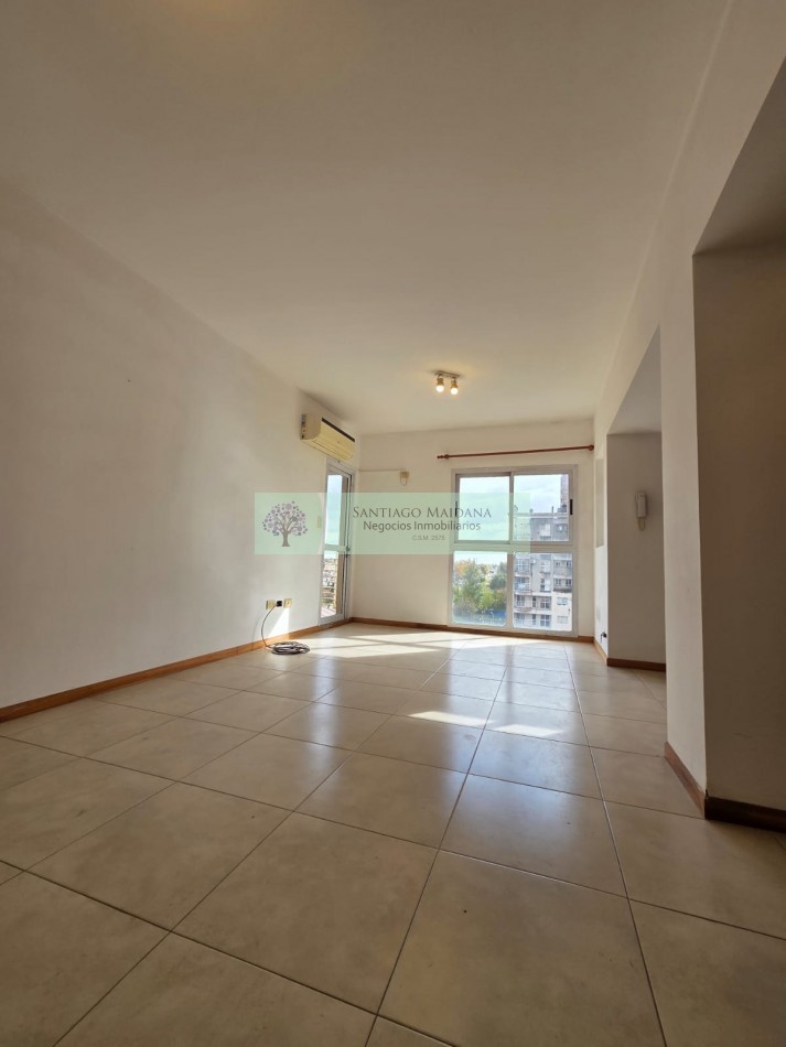 VENTA DOS AMBIENTES CON COCHERA SUBTERRANEA Y BALCON MUÑIZ SAN MIGUEL CENTRO