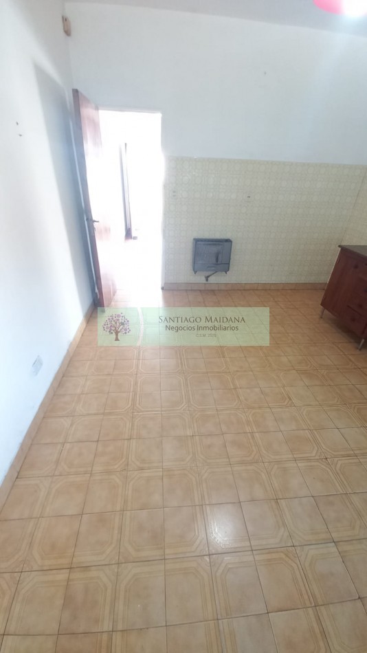 VENTA CASA AMERICANA SAN MIGUEL CON PARQUE