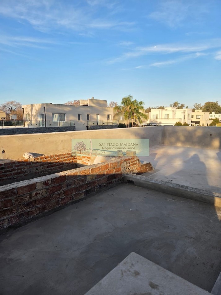 VENTA CASA CATEGORIA A ESTRENAR BARRIO MAGNA BARRIO CERRADO