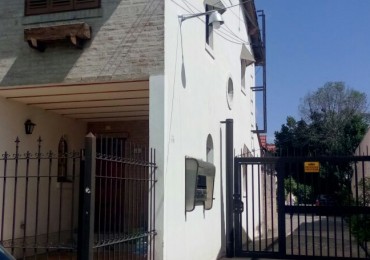 TRIPLEX EN COMPLEJO CERRADO