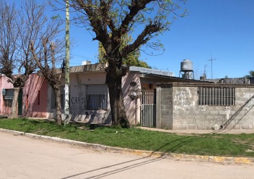 OPORTUNIDAD LOTE CON DOS CASAS SAN MIGUEL