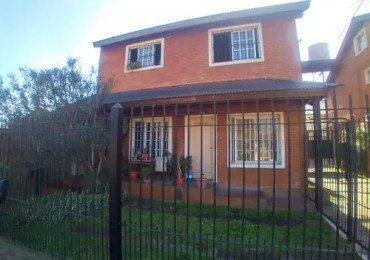 VENTA APTO CREDITO TRES AMBIENTES COCHERA SAN MIGUEL