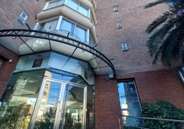 ALQUILER DOS AMBIENTES CON BALCON Y COCHERA