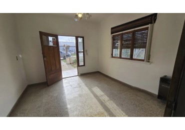 ALQUILER CASA JOSE C PAZ