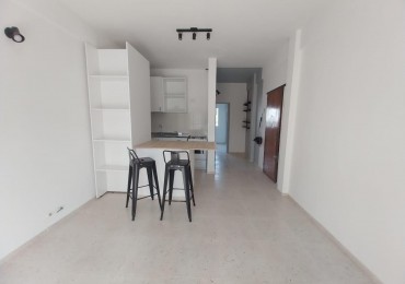 ALQUILER DOS AMBIENTES CON BALCON