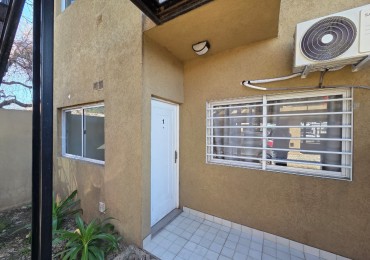 VENTA TRES AMBIENTES CON PATIO Y COCHERA JOSE C PAZ