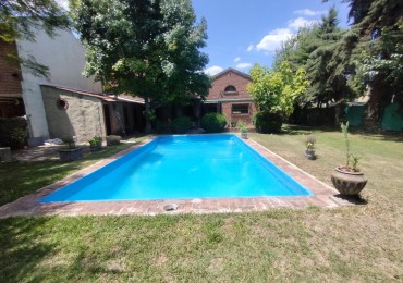 ALQUILER CASA SEIS AMBIENTES PILETA COCHERA SAN MIGUEL VIVIENDA O PROFESIONAL