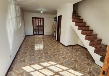 VENTA DUPLEX TRES AMBIENTES PATIO COCHERA SAN MIGUEL