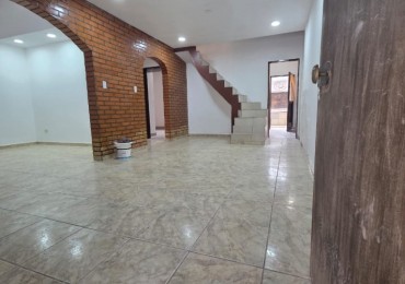 ALQUILER PH CASA TRES AMBIENTES CON PATIO COCHERA SAN MIGUEL